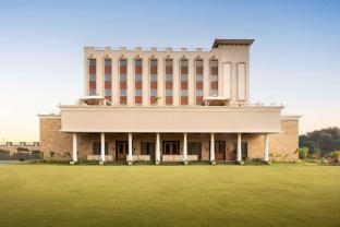 jasraj palace yavatmal hotel a member of radisson individuals