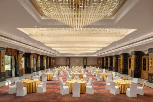 jasraj palace yavatmal hotel a member of radisson individuals