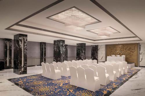 jasraj palace yavatmal hotel a member of radisson individuals