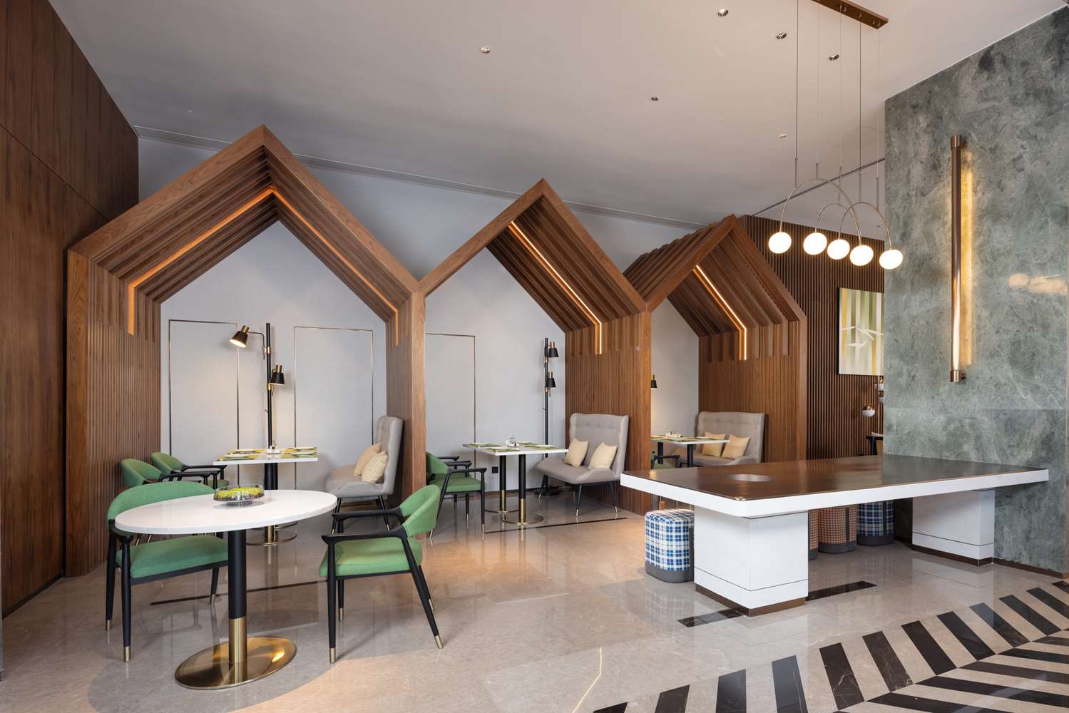 hilton garden inn shanghai high speed east railway station