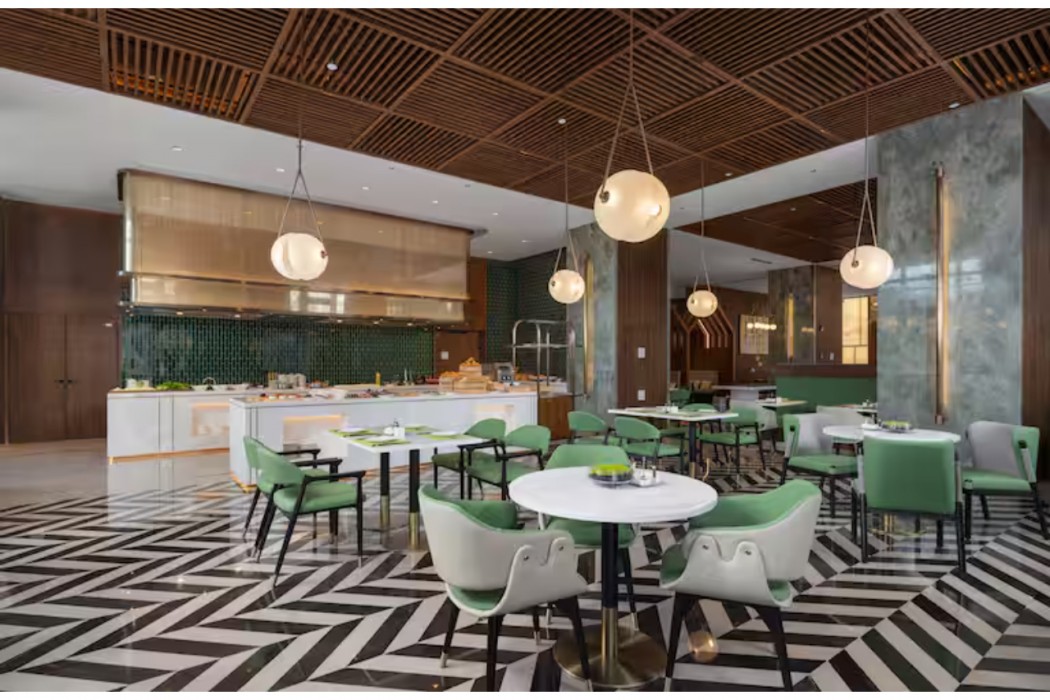 hilton garden inn shanghai high speed east railway station