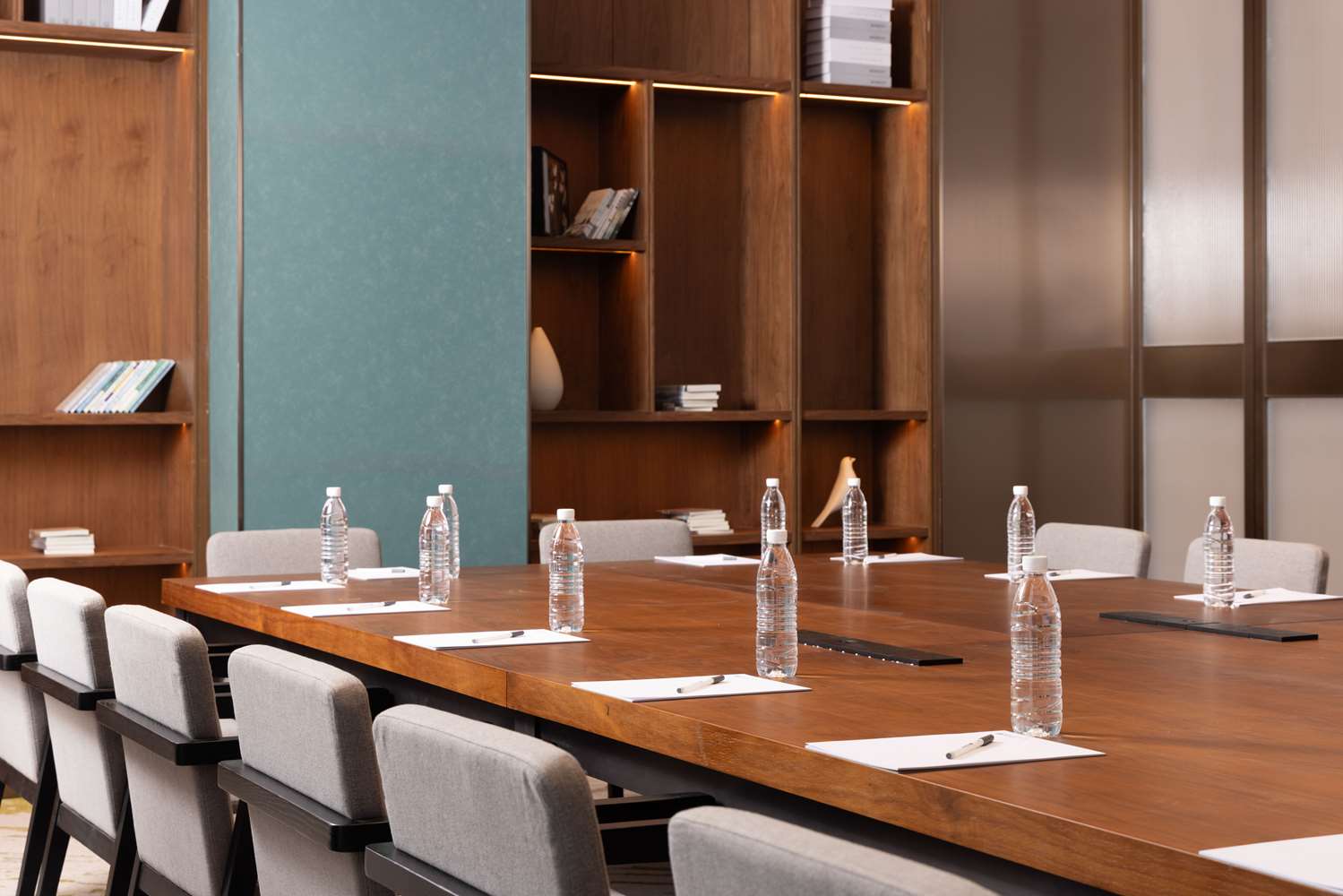 hilton garden inn shanghai high speed east railway station