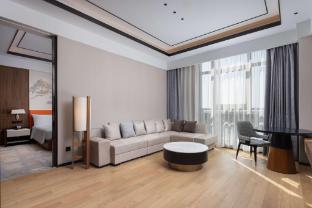 hilton garden inn shanghai high speed east railway station