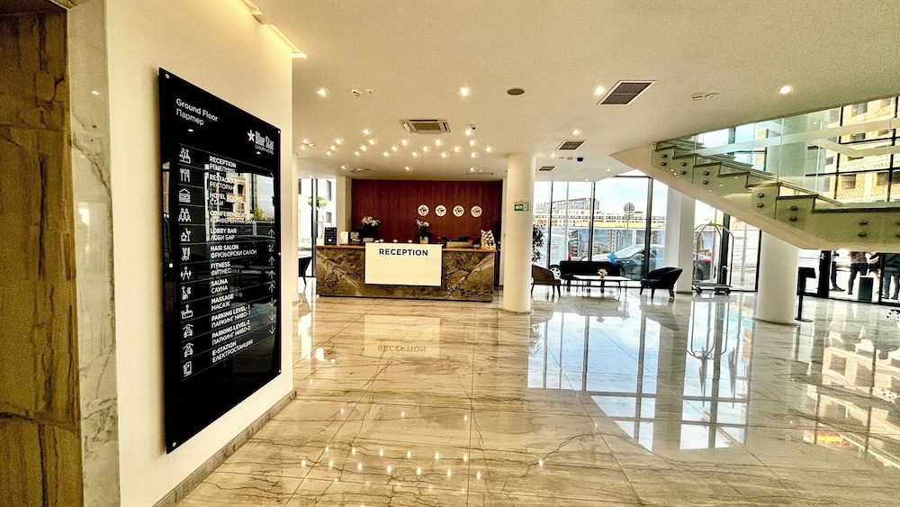 blue star luxury hotel 4