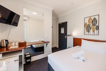 australian sunrise lodge