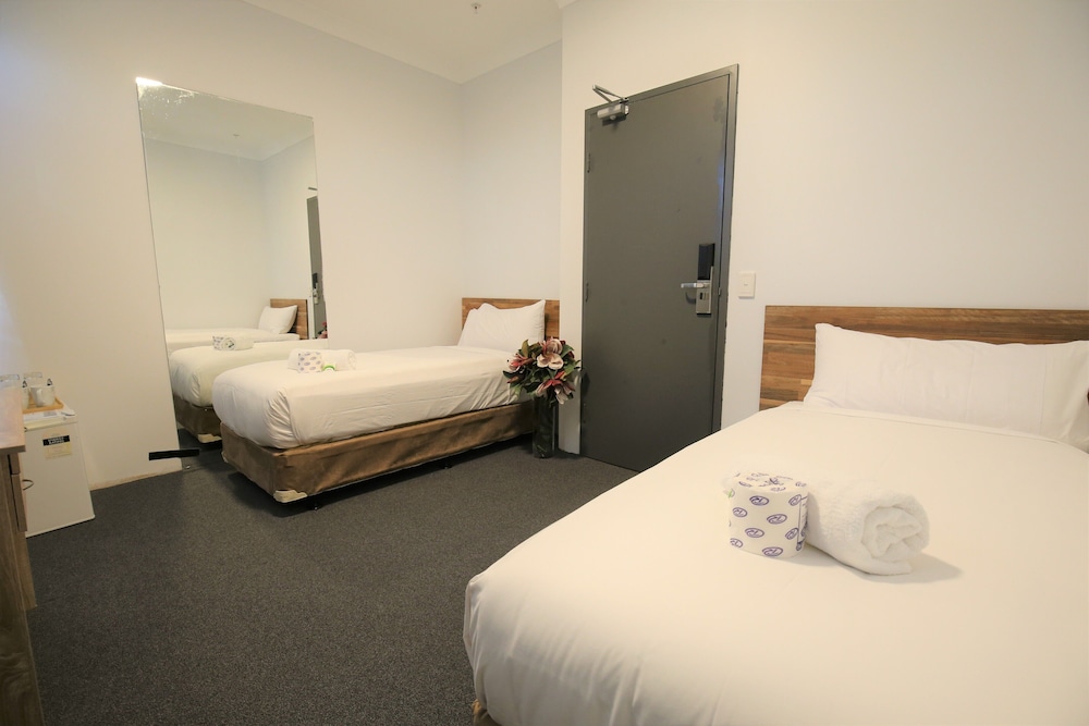 australian sunrise lodge