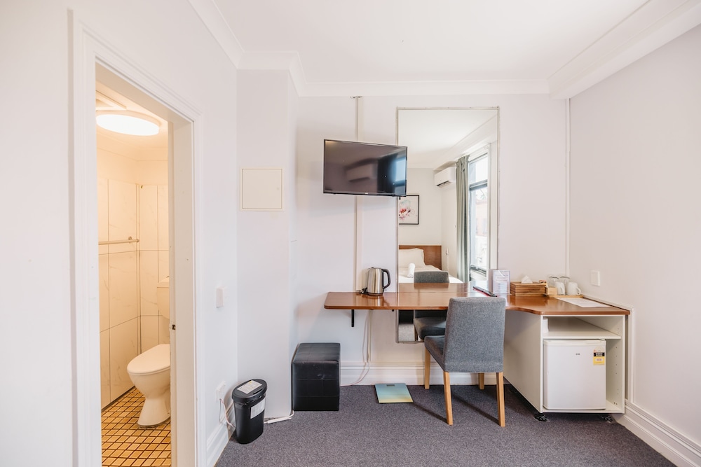 australian sunrise lodge
