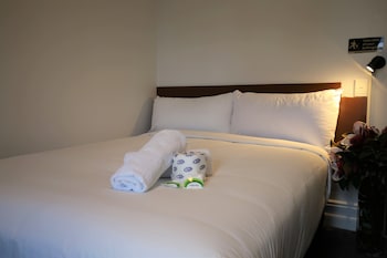 australian sunrise lodge