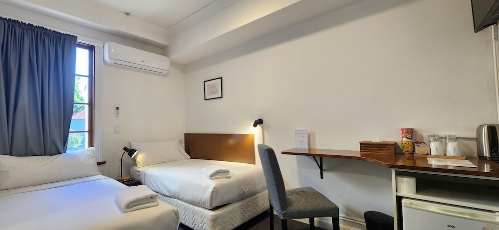 australian sunrise lodge