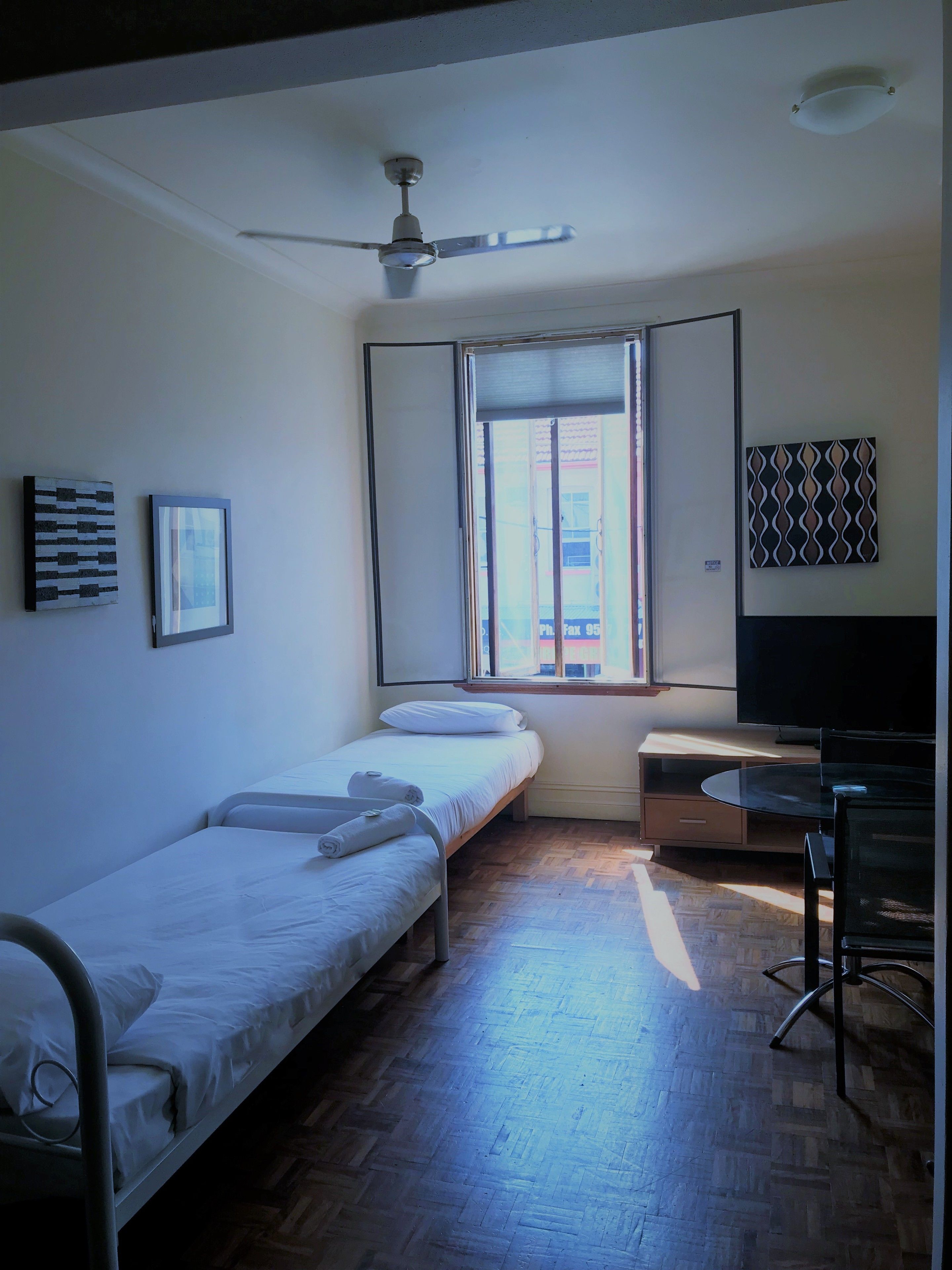 australian sunrise lodge