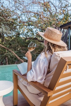 epic tamarindo boutique hotel