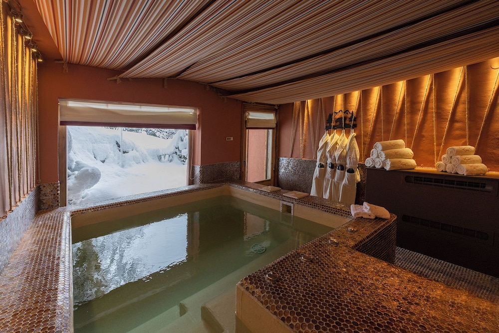 magic megeve bois