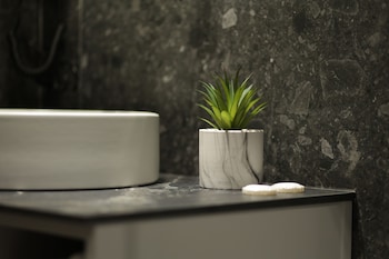 gremmy boutique hotel