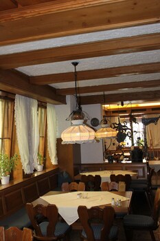 hotel gasthof traube