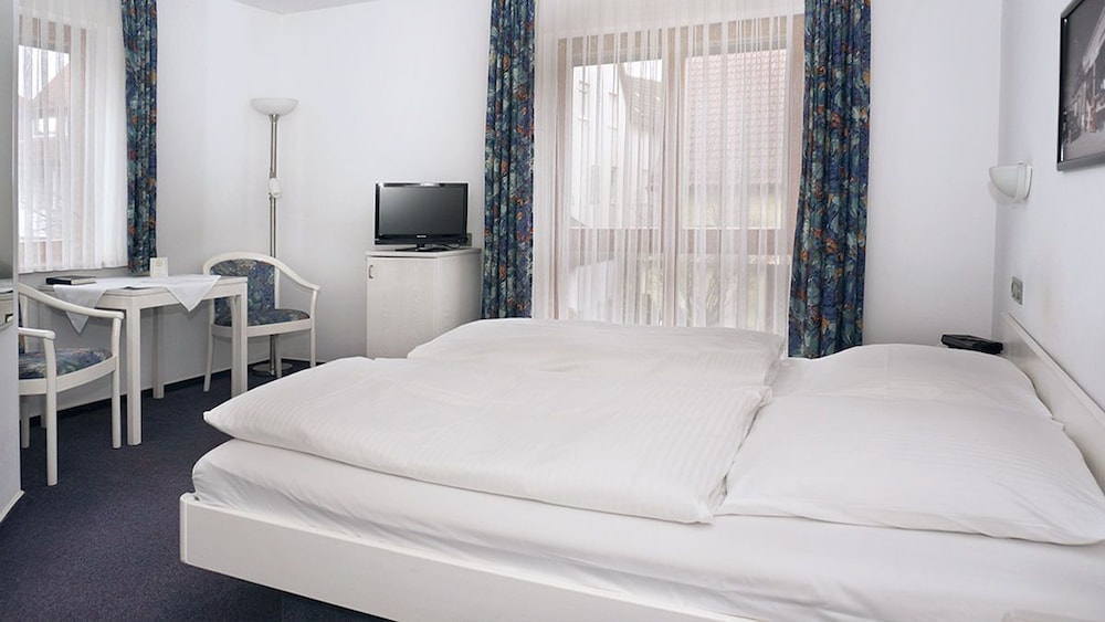 hotel gasthof traube