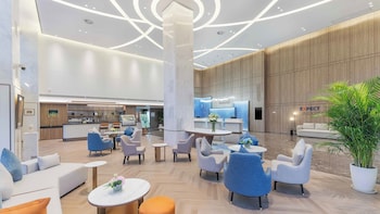 holiday inn express wuhan jinyin lake an ihg hotel