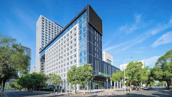 holiday inn express wuhan jinyin lake an ihg hotel