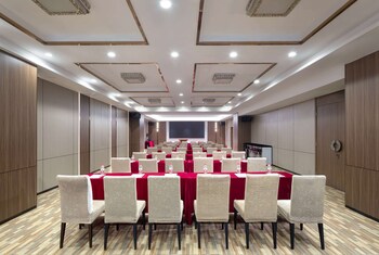 days inn by wyndham zhanjiang economic development zone