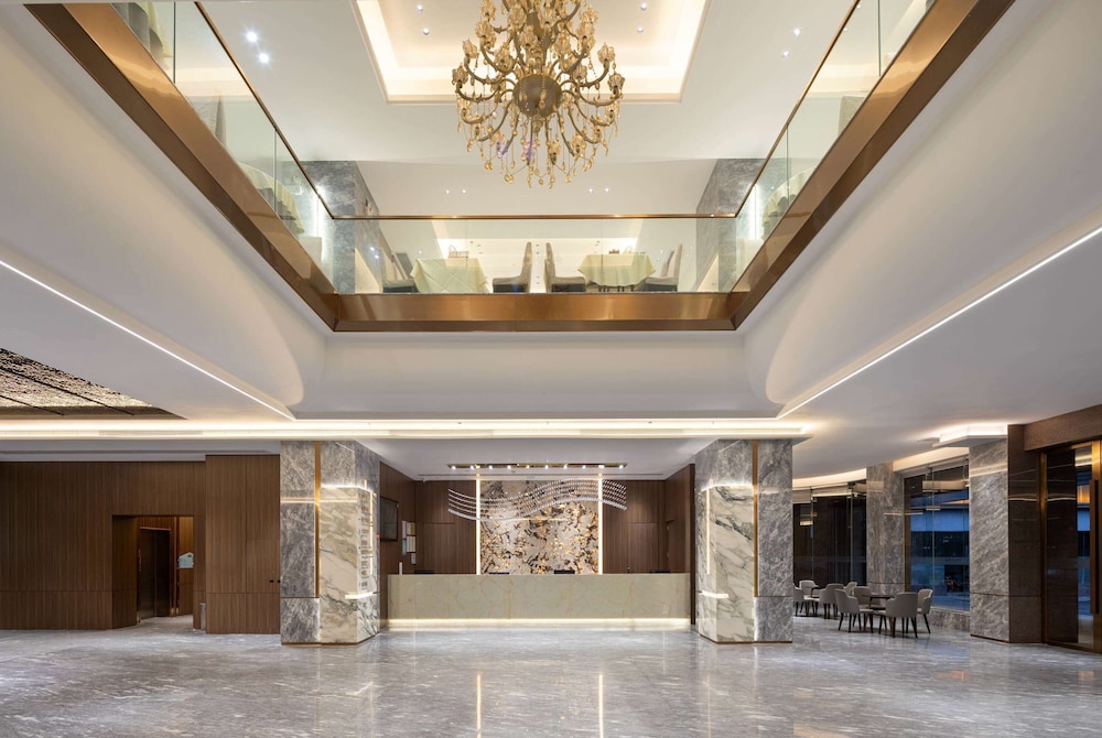 days inn by wyndham zhanjiang economic development zone