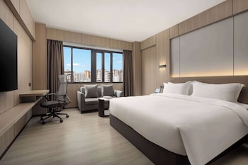 days inn by wyndham zhanjiang economic development zone