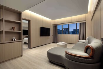 days inn by wyndham zhanjiang economic development zone