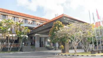 new kuta hotel by lorin