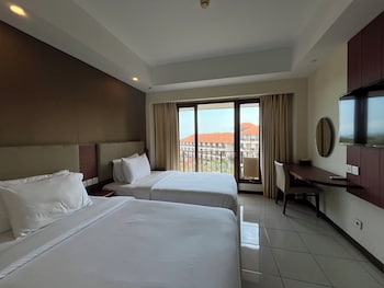 new kuta hotel by lorin