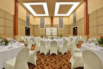 new kuta hotel by lorin