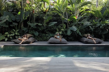black villas canggu beach by oxo