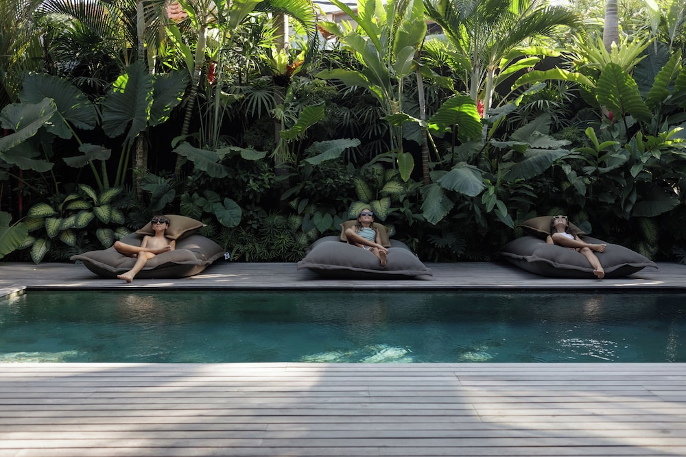 black villas canggu beach by oxo