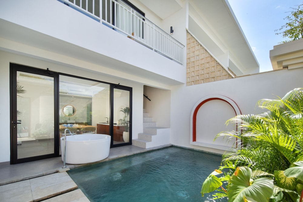 villa sayang