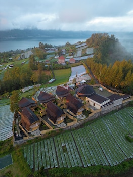 the dewi eco bamboo villa