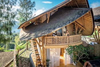the dewi eco bamboo villa
