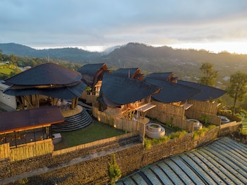 the dewi eco bamboo villa