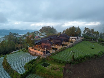 the dewi eco bamboo villa