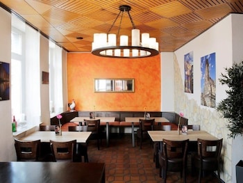 hotel goldener hahn
