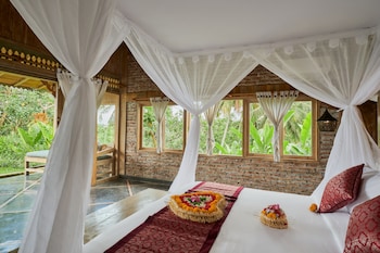 joglo organik guesthouse