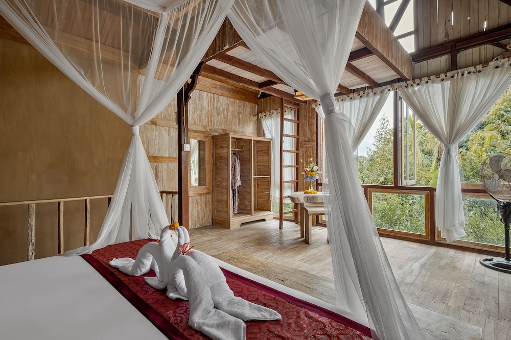 joglo organik guesthouse