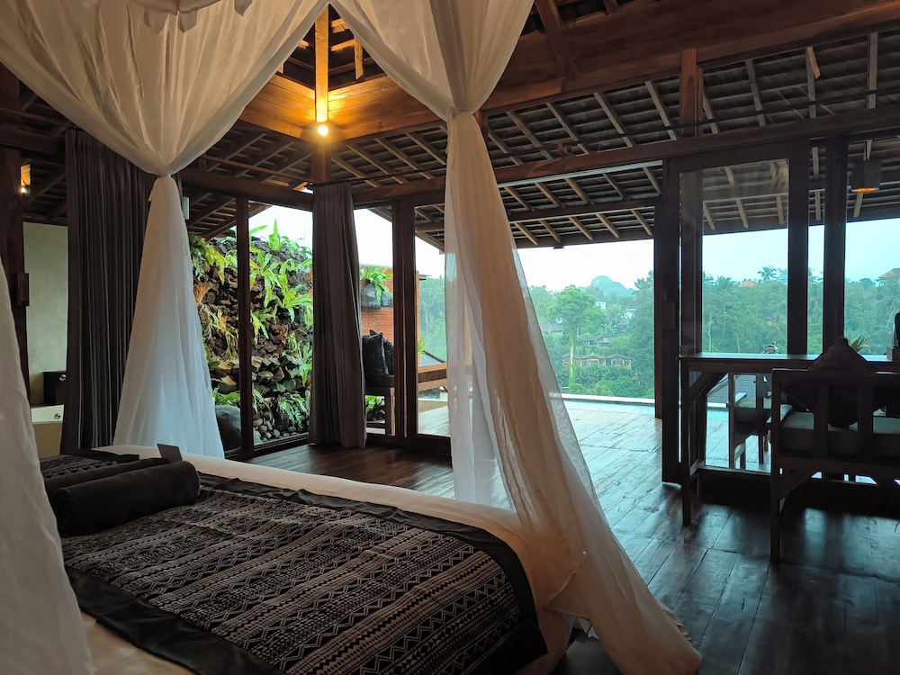 joglo organik guesthouse