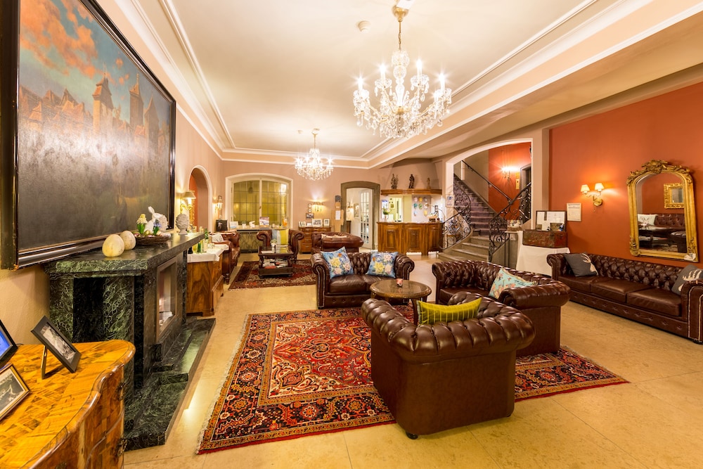 hotel goldener hirsch