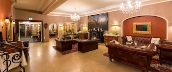 hotel goldener hirsch