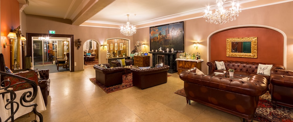 hotel goldener hirsch