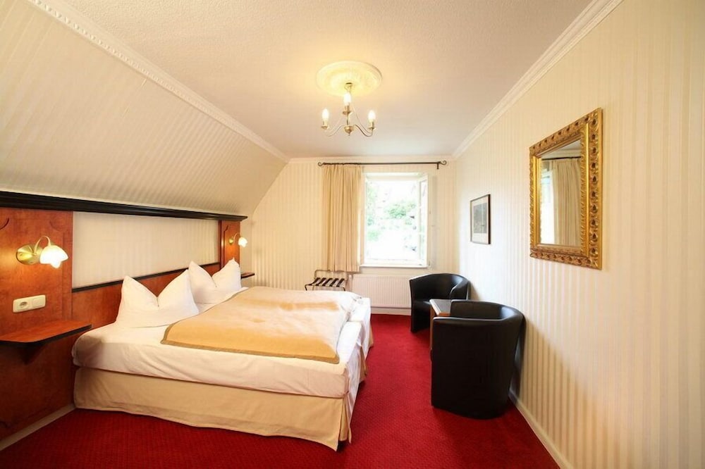 hotel goldener hirsch