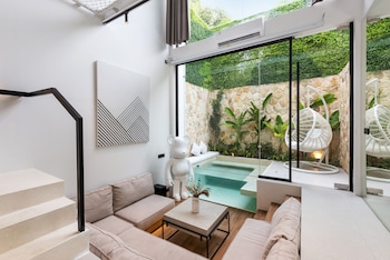 alex villas complex n3