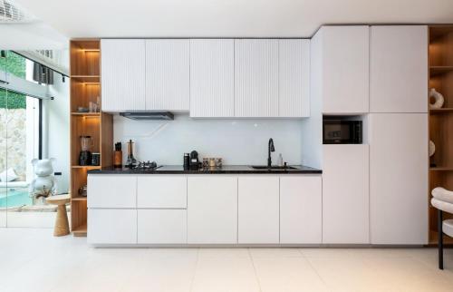 alex villas complex n3