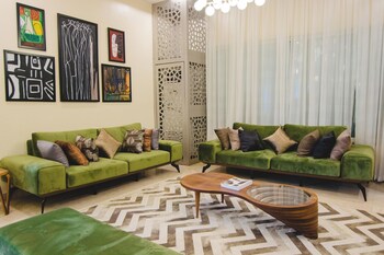 Bon Hotel Imperial,,3.5 star