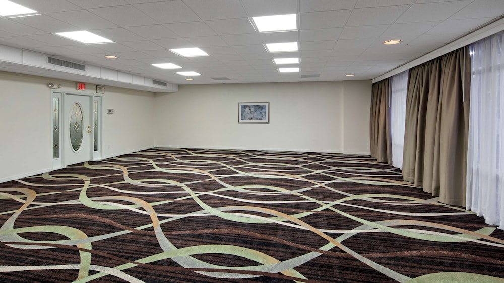 Ramada By Wyndham Cocoa,Cocoa>>Brevard County,4 star
