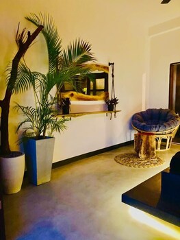 the jini house kabalana