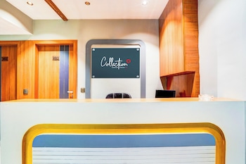 relax inn drive in road