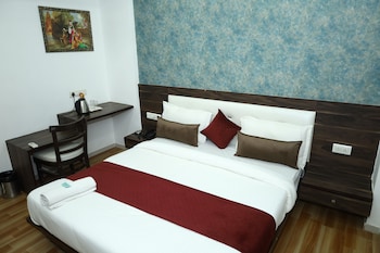 hotel dev palace ahmedabad